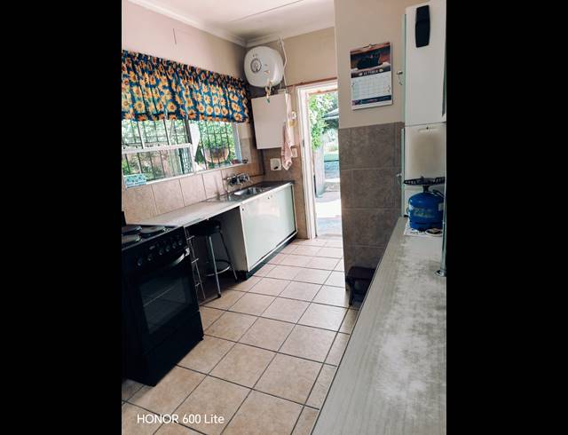 3 BEDROOM HOUSE FOR SALE IN BIRCHLEIGH